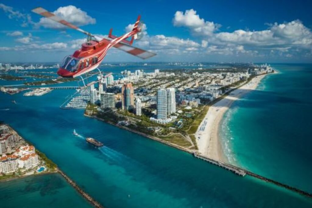 Helicopter tour in dubai